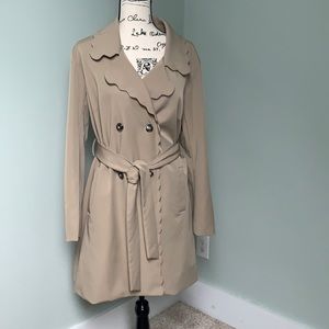 Truly Poppy Scallop Trench Jacket